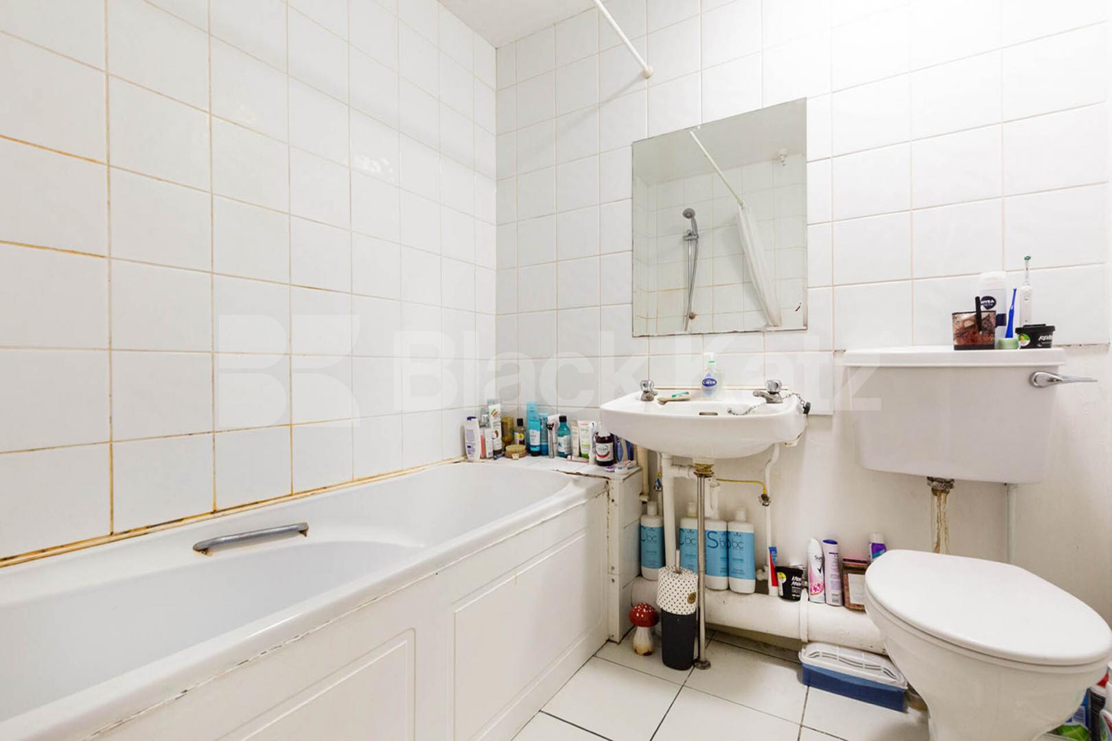 one bedroom located in a desirable location in Canononbury Northampton Park, Canonbury 